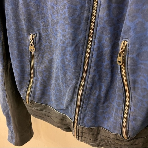 Doma Leather OOAK reworked moto Jacket, blu with animal print and back graphic S - Picture 7 of 17